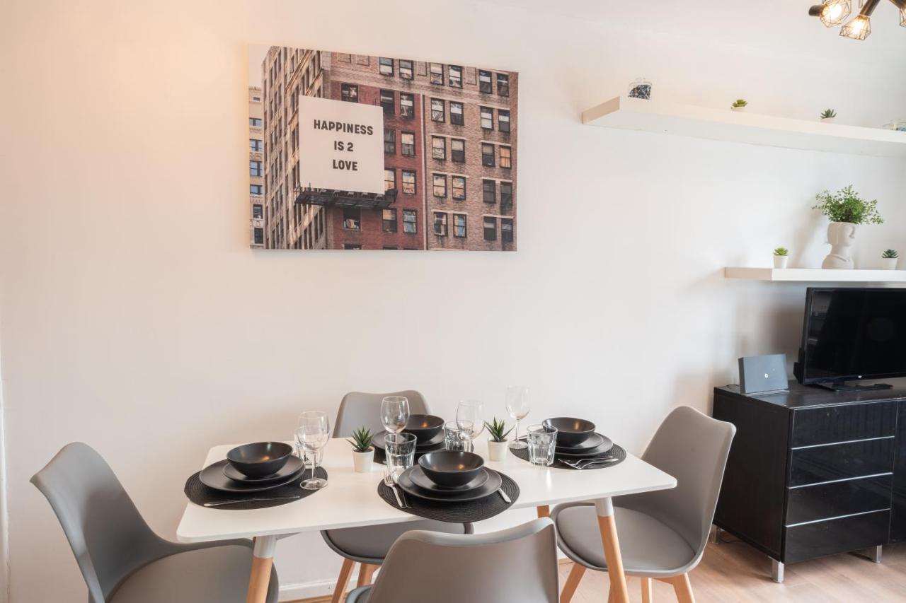 Olympic Apartment - Stratford London Bagian luar foto